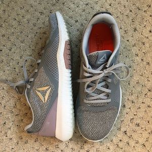Reebok women’s cross trainer size 9.5